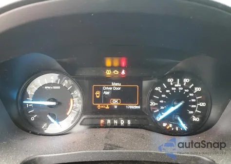 2017 Ford Explorer Xlt z USA, uszkodzony, nr VIN 1FM5K8DH8HGD33785